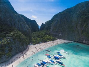 Maya Bay, Phi Phi Islands Discovering Paradise, The Best 10 Beaches in Thailand 