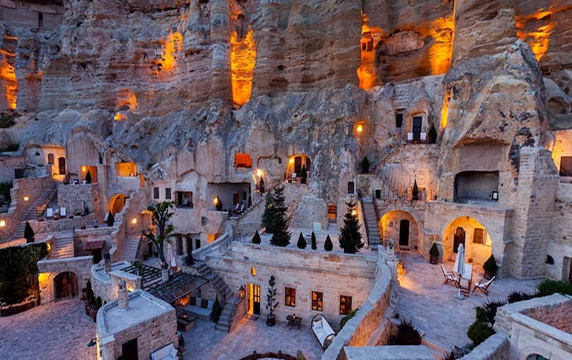 world's most famous cave hotels